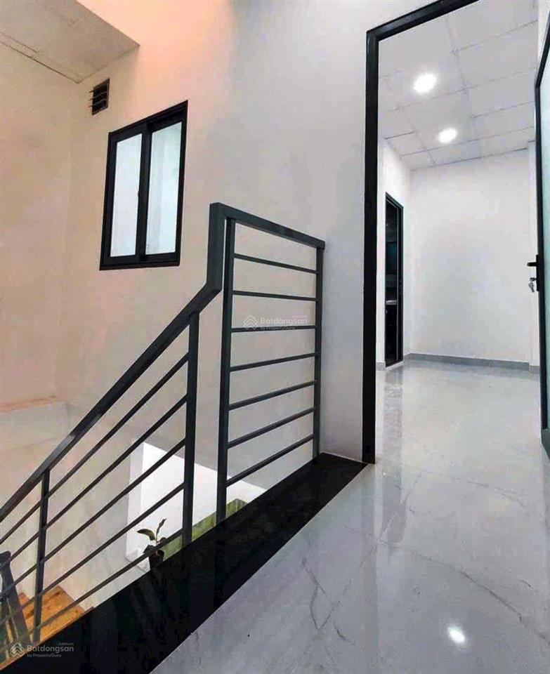 Đuờng 4m gần mặt tiền nhà trịnh đinh trọng tân phú