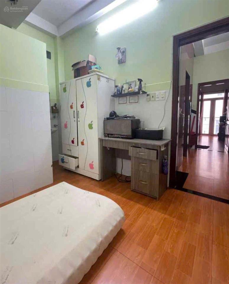 Nhà đẹp 1xec trịnh đình thảo đường xe hơi 7m sát mặt tiền có thang máy khu vip tân phú.