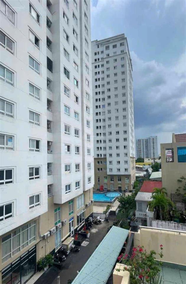 Nhà đẹp 1xec trịnh đình thảo đường xe hơi 7m sát mặt tiền có thang máy khu vip tân phú.