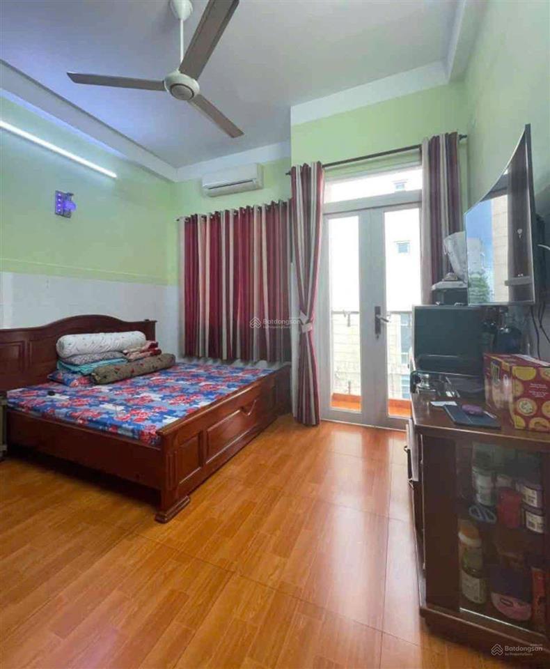 Nhà đẹp 1xec trịnh đình thảo đường xe hơi 7m sát mặt tiền có thang máy khu vip tân phú.