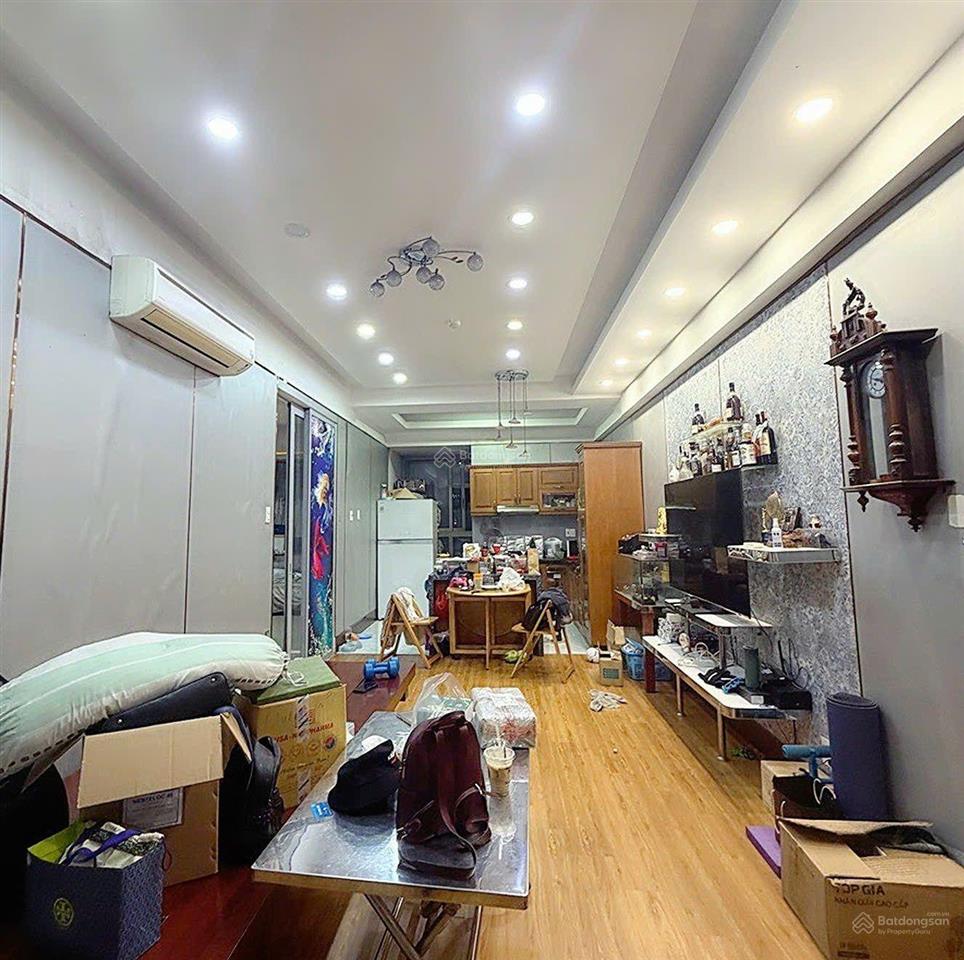 Căn hộ chung cư thuận việt  đường lý thường kiệt  q11 giáp q10  tầng 3  dt 104 m2.