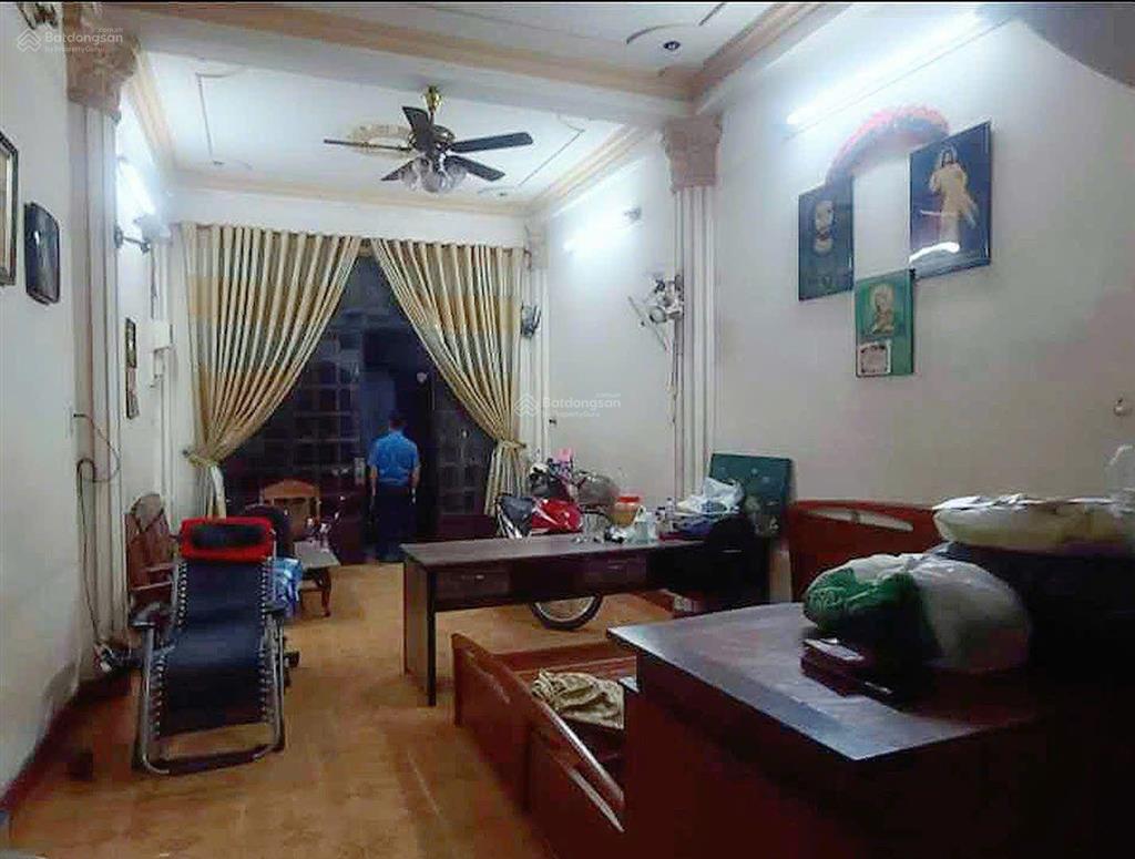 Đường xe hoi nhà vườn lài tan huong q tân phú