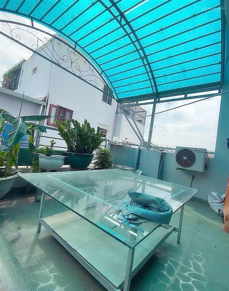 Ngay mặt tiền dương thiệu tước lý tuệ lê liễu tân sơn nhì tân phú