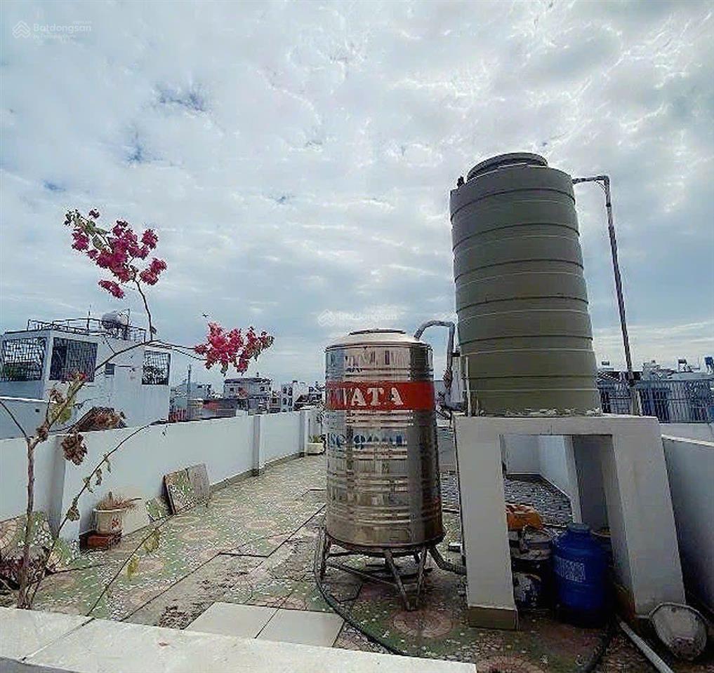 Ngay mặt tiền dương thiệu tước lý tuệ lê liễu tân sơn nhì tân phú