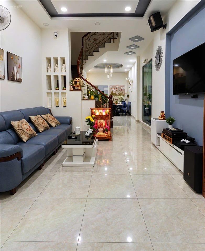 Đường xe hơi nhà lũy bán bích tân phú gần mặt tiền sát công viên mát mẻ.