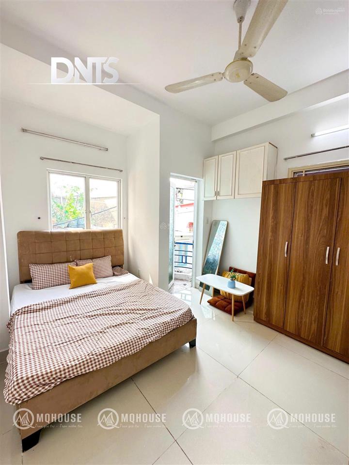 Cho thuê phòng bancony gần trường đh kinh tế isbchung cư horizon q1