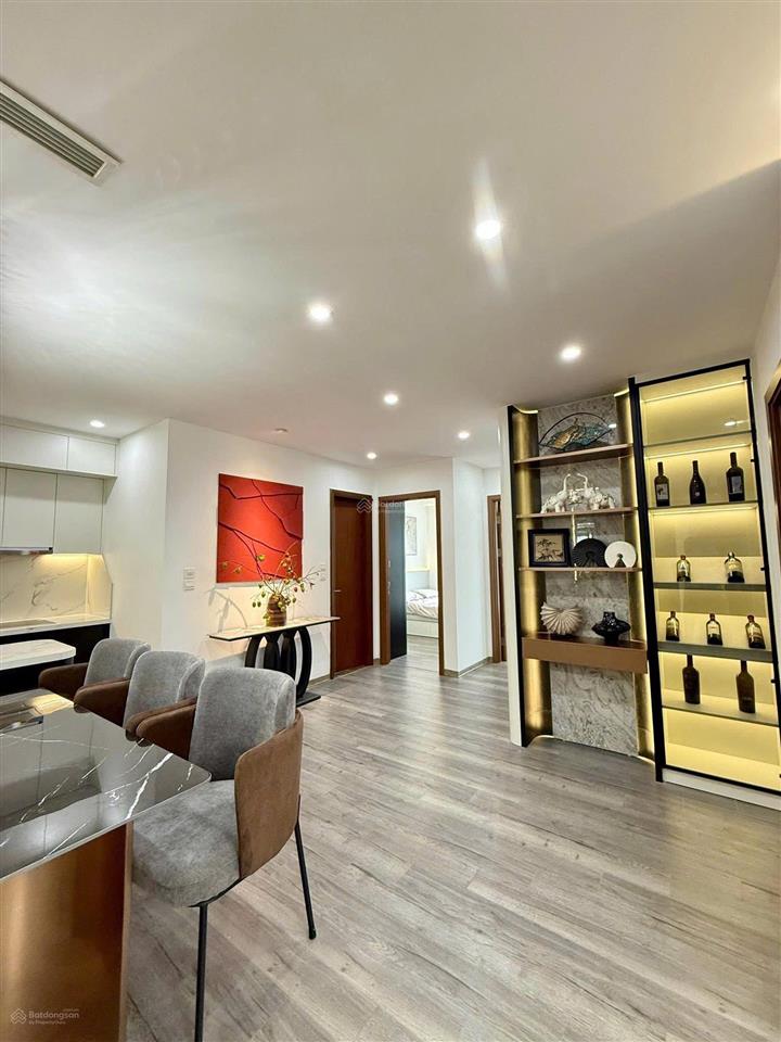 E đức đang có căn chính chủ cho thuê mỹ đình plaza 2 2pn giá 12 triệu/th, xem nhà 14/7 ạ