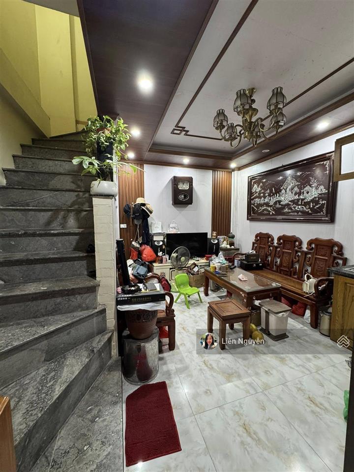 Bán nhà lý thường kiệt, 25m2, 4 tầng, mặt tiền 3.2m, nhỉnh 11 tỷ, ngõ rộng, kinh doanh online