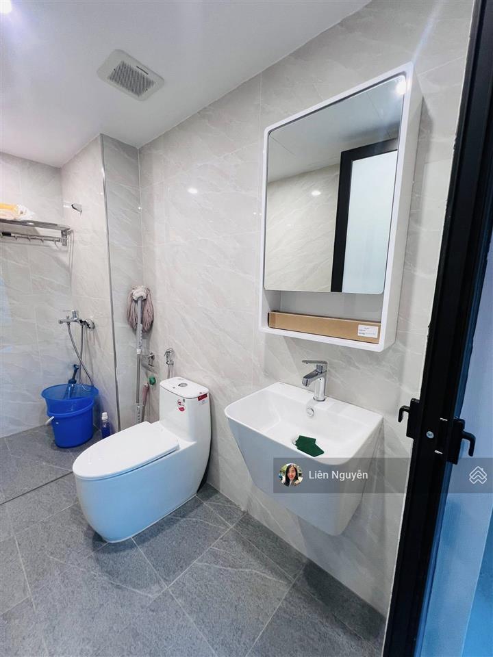 Bán tòa văn phòng nguyễn khang, 75m2, 8 tầng 1 hầm thang máy mới đẹp, mặt tiền 4.5m, chỉ 34.8 tỷ