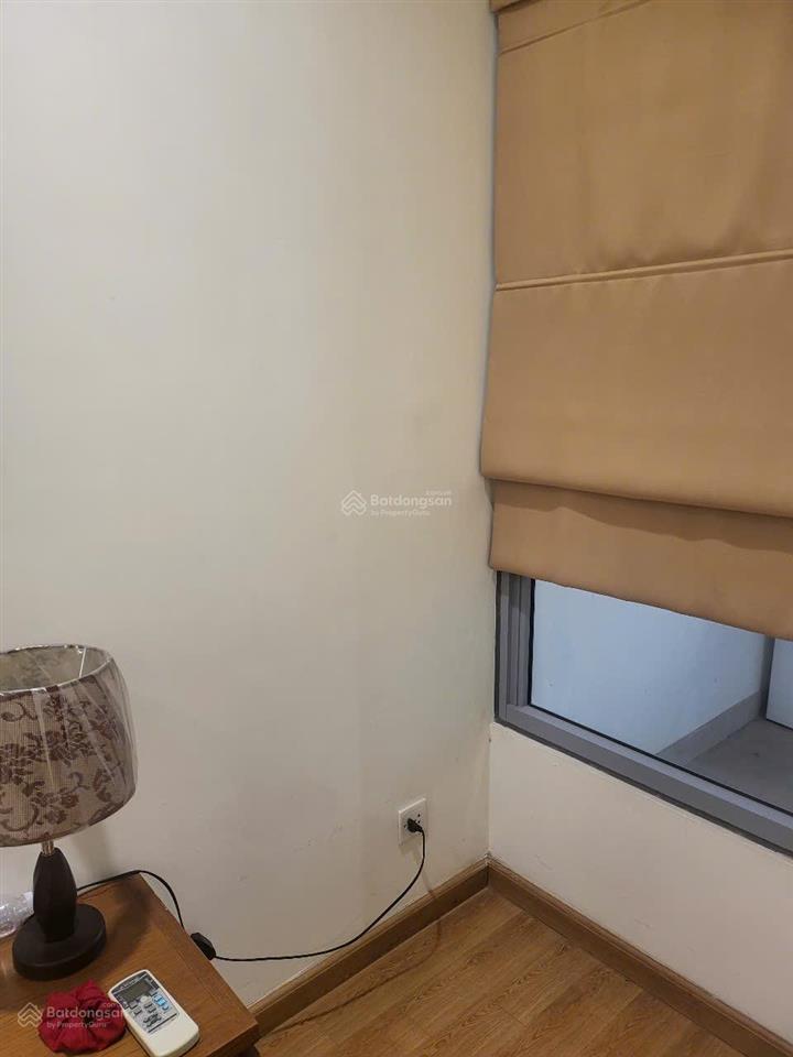 Giảm ngay 1 tỷ gia đình cần bán gấp căn tầng 18 , giá 12 tỷ vinhomes nguyễn chí thanh