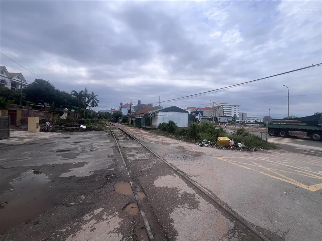 Đón đầu ga metro & vinhomes hạ long xanh  bán nhà phố 2 mặt tiền 183m2  tiềm năng x2 tài sản