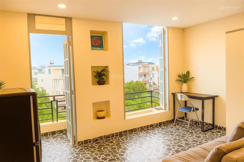 Căn hộ ban công siêu đẹp, full nội thất chỉ hơn 4tr/tháng
