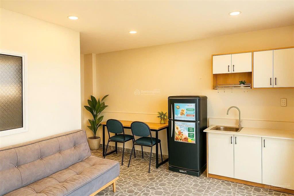 Căn hộ ban công siêu đẹp, full nội thất chỉ hơn 4tr/tháng