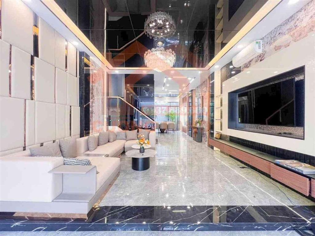 Nhà phố hiện đại 4 tầng thang máy full nội thất cao cấp ngang 5m đường 14m 18,6 tỷ