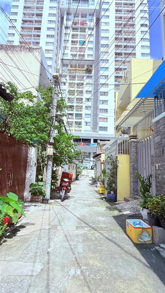 Nhà 3 tầng 4pn 3wc 425m cạnh chung cư mone