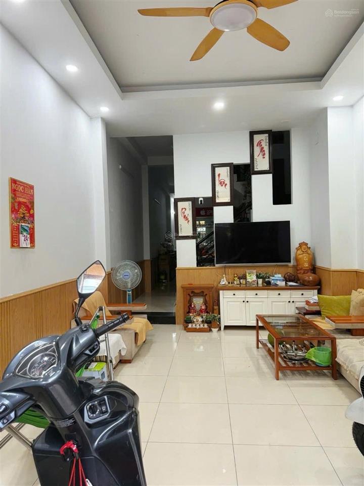 Nhà 3 tầng 4pn 3wc 425m cạnh chung cư mone