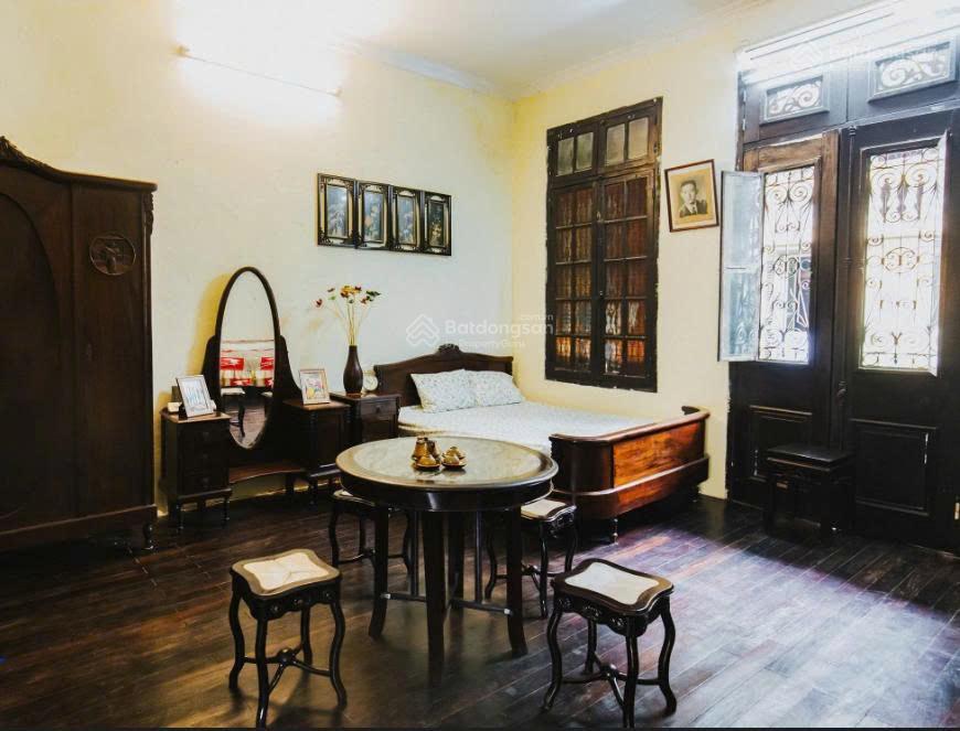 Bán biệt thự đường cao thắng p.12 q10  dt 8x24.5m (183m2)  kc 4 tầng  giá 50 tỷ tl