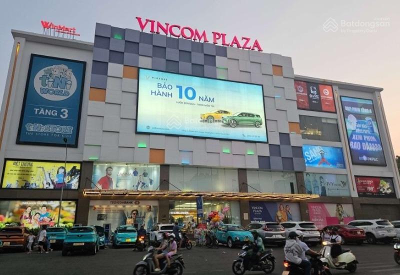 Siêu rẻ chỉ 90 triệu/m2 mặt tiền ngay lê văn việt, dt 3200m2 thổ cư, hdt 100 triệu/thánggiá 290 tỷ