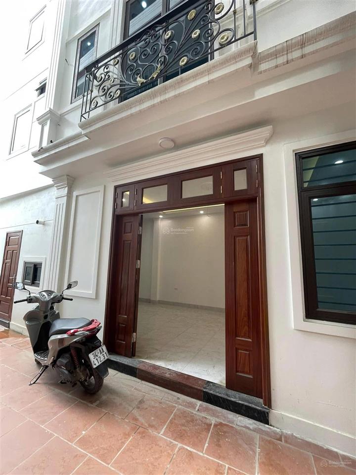 Bán nhà phú thượng, tây hồ, cạnh cipucha, 6 tầng thang máy, dt 43m2* mt 5m* giá 9.8 tỷ