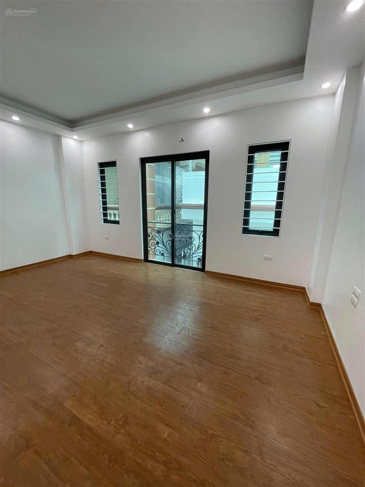 Bán nhà phú thượng, tây hồ, cạnh cipucha, 6 tầng thang máy, dt 43m2* mt 5m* giá 9.8 tỷ