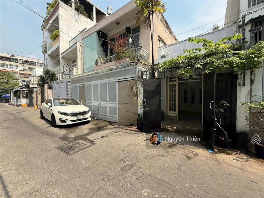 Bán nhà ngay hutech quận bình thạnh 6,2x20m 115m2, hẻm 6m thông xe tải, cho thuê văn phòng, chdv..