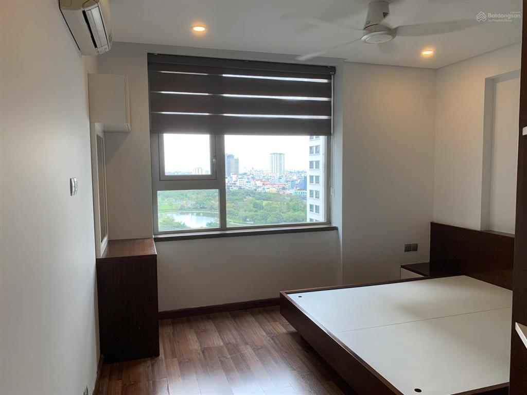 Chính chủ bán căn hộ 2 ngủ tòa n03t2 khu ngoại giao đoàn