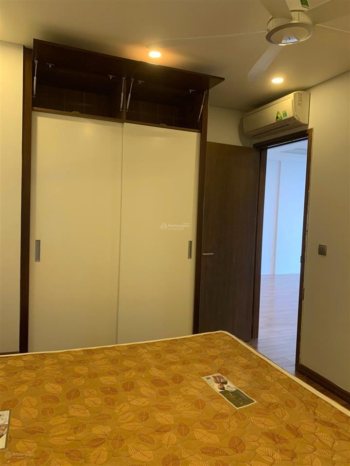 Chính chủ bán căn hộ 2 ngủ tòa n03t2 khu ngoại giao đoàn