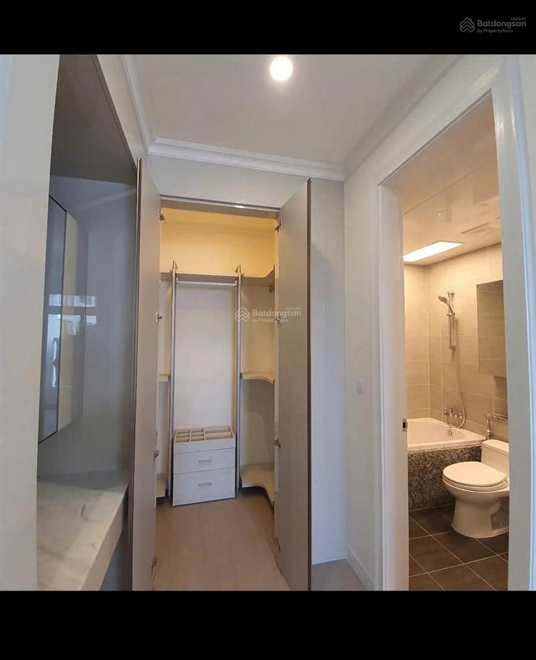 Chính chủ gửi bán căn hộ 3pn full nội thất  chung cư h9ct1 starlake tây hồ tây   0911 632 ***