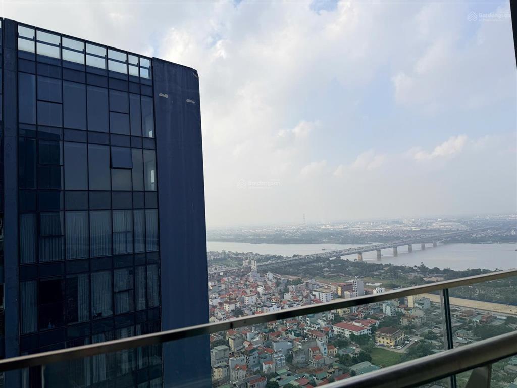 Bán căn hộ 3 ngủ view sông hồng tầng cao chung cư sunshine city ciputra