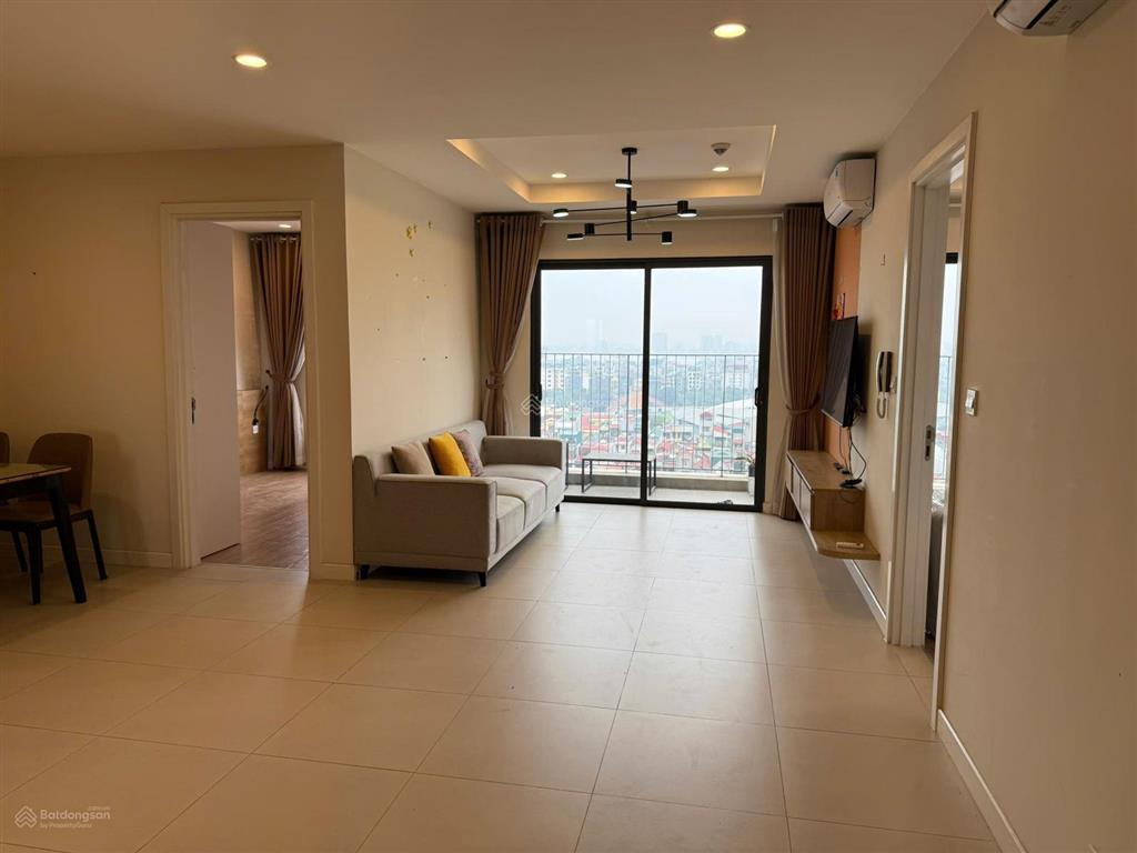 Bán căn hộ kosmo 2 ngủ view trực diện hồ tây