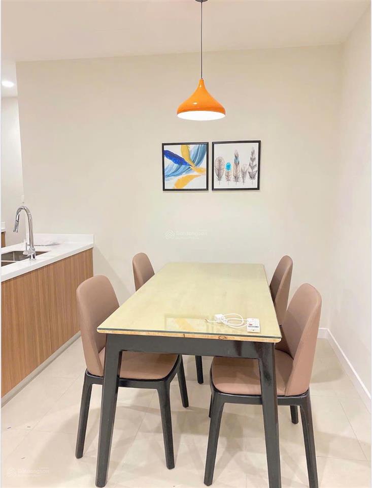 Chính chủ bán căn hộ 2 ngủ, 11 tỷ view hồ tây, chung cư cao cấp kosmo tây hồ