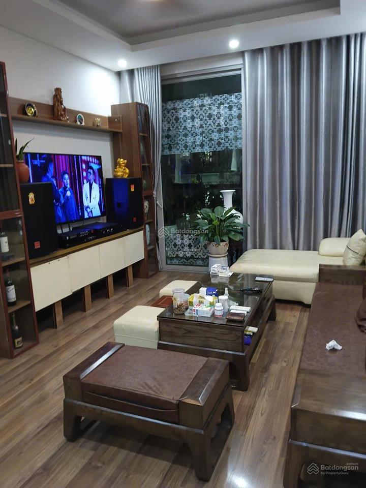 Chính chủ bán căn hộ 2 ngủ view hồ, tòa n03t2 khu ngoại giao đoàn