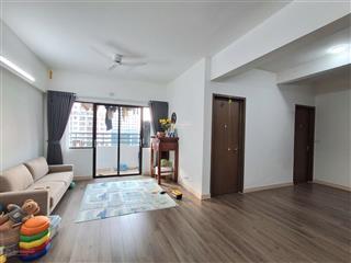 Bán căn hộ 3 ngủ tòa n03t8 khu đô thị ngoại giao đoàn
