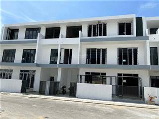 Bán biệt thự mặt tiền trần thái tông 200m2 chỉ 7, x tỷ