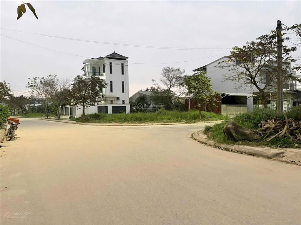 Bán đất mặt tiền nguyễn viết song  121m2  3tỷ250  đường 16m