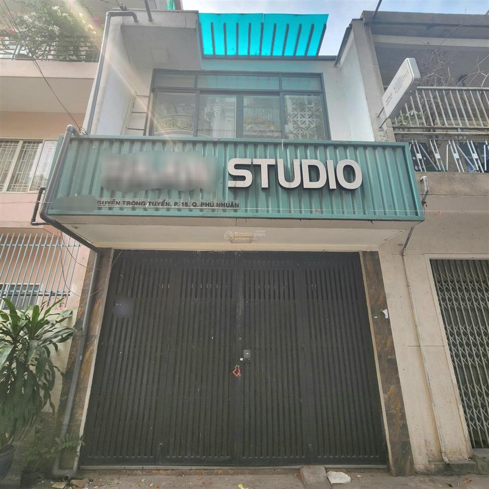 Cực phẩm sát q.1  mặt tiền hẻm xe tải kinh doanh thông  cách mt 20m  39m2 (4.3x9) a4  2tầng đúc