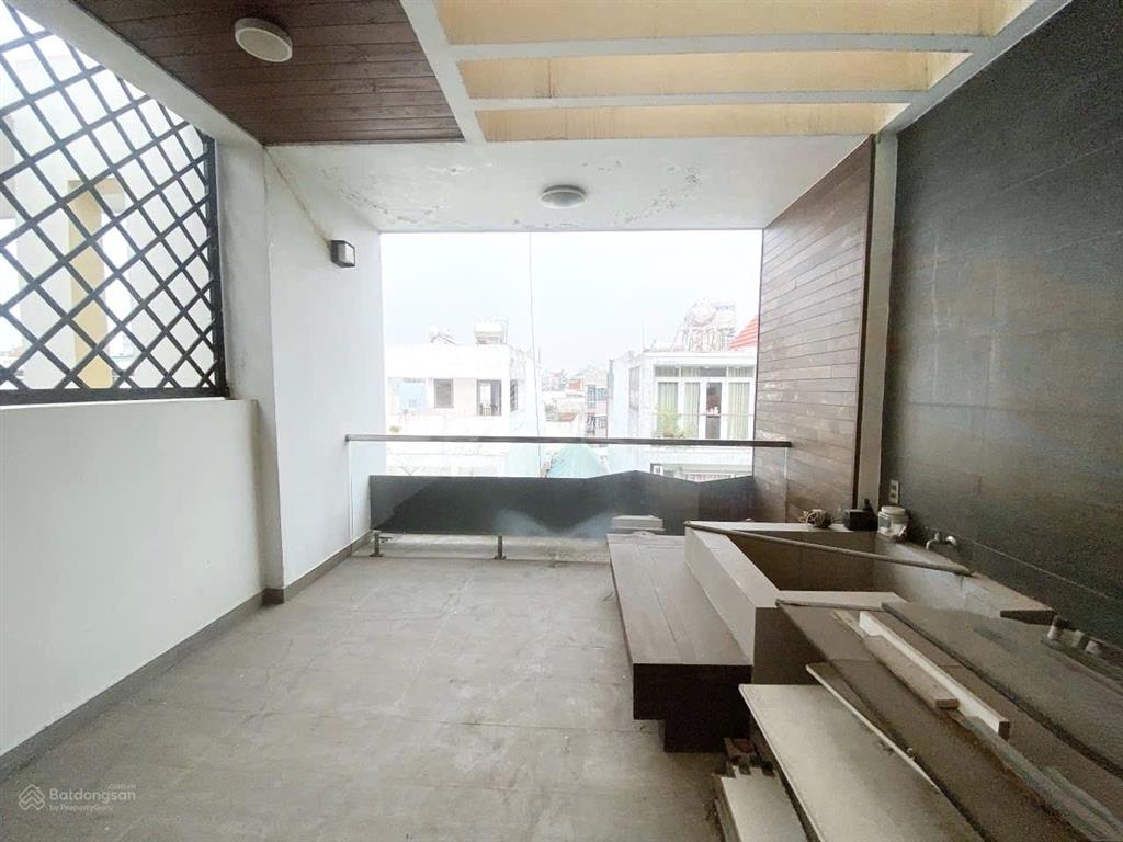 Xe tải né, tân sơn nhì  nguyễn cửu đàm