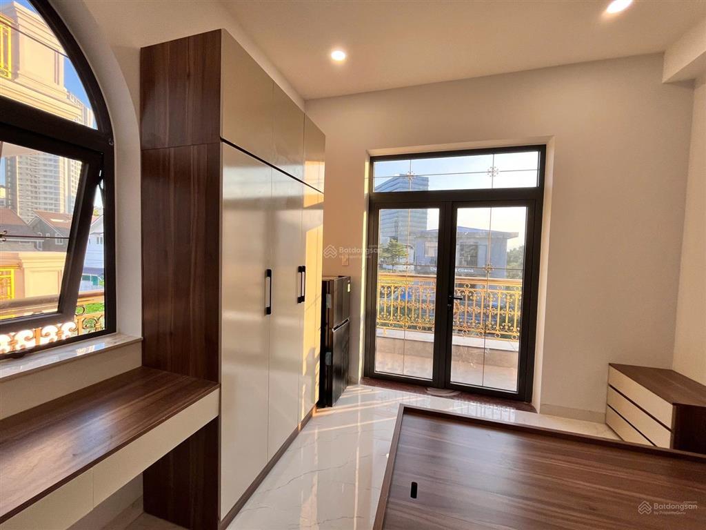 Cho thuê căn hộ giá rẻ trung tâm quận 7, phù hợp sinh viên các trường đại học, tiện di chuyển q5184