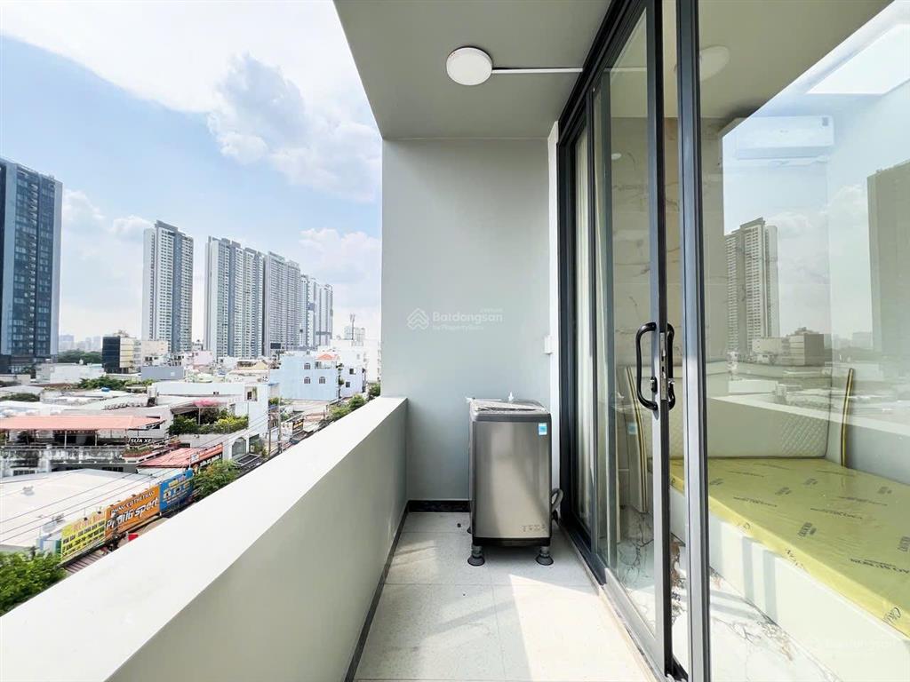 Căn hộ dịch vụ giá rẻ tách bếp, trung tâm q7. gần các trường đại học, lotte mart cầu kênh tẻ
