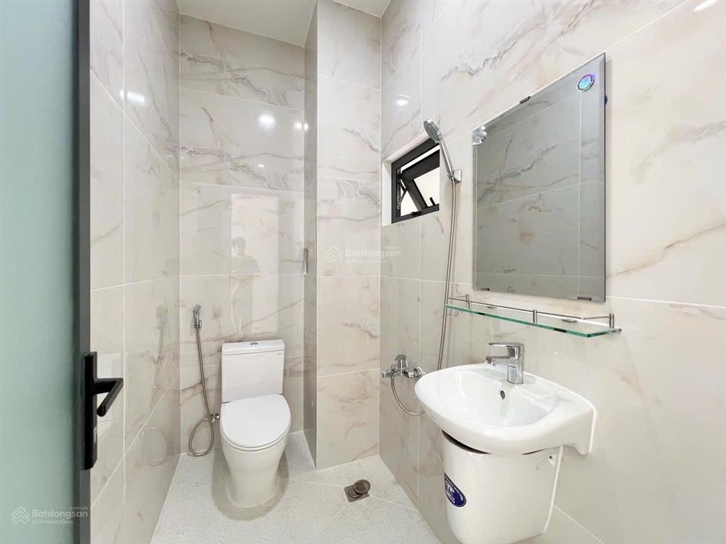 Căn hộ dịch vụ giá rẻ tách bếp, trung tâm q7. gần các trường đại học, lotte mart cầu kênh tẻ