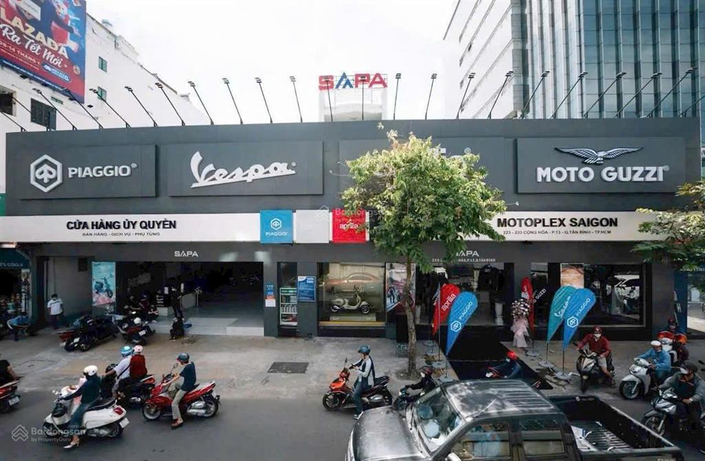 Bán nhà mặt tiền cộng hòa, tân bình, tphcm, thu nhập 3,6 tỷ trên năm, dt 27 x 45m.  0967 876 ***