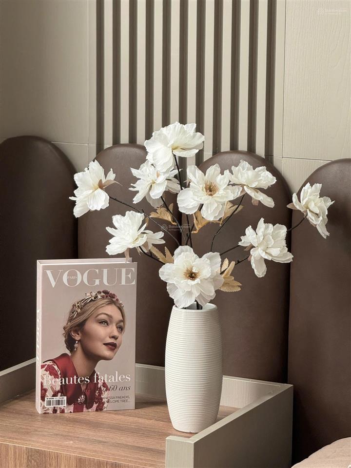 Chủ nhà gửi bán căn hộ luxury p2, thiết kế 2n, 82m2, full đồ nội thất, giá cực tốt, xem là mê