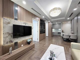 Chủ nhà gửi bán căn hộ luxury p2, thiết kế 2n, 82m2, full đồ nội thất, giá cực tốt, xem là mê