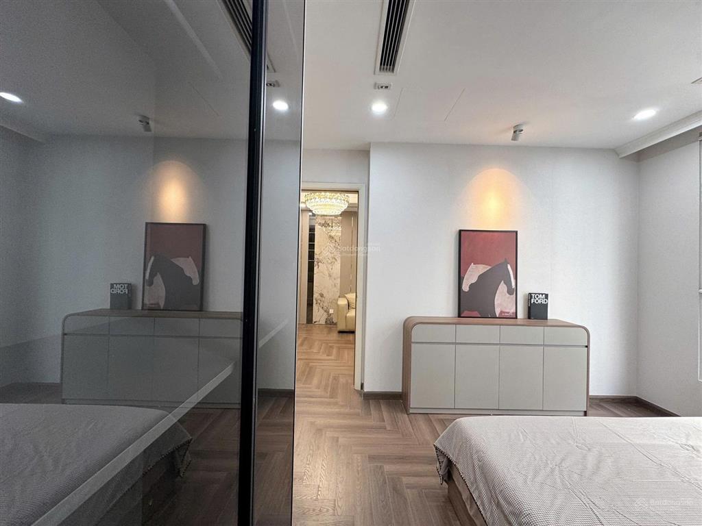 Chủ nhà gửi bán căn hộ luxury p2, thiết kế 2n, 82m2, full đồ nội thất, giá cực tốt, xem là mê