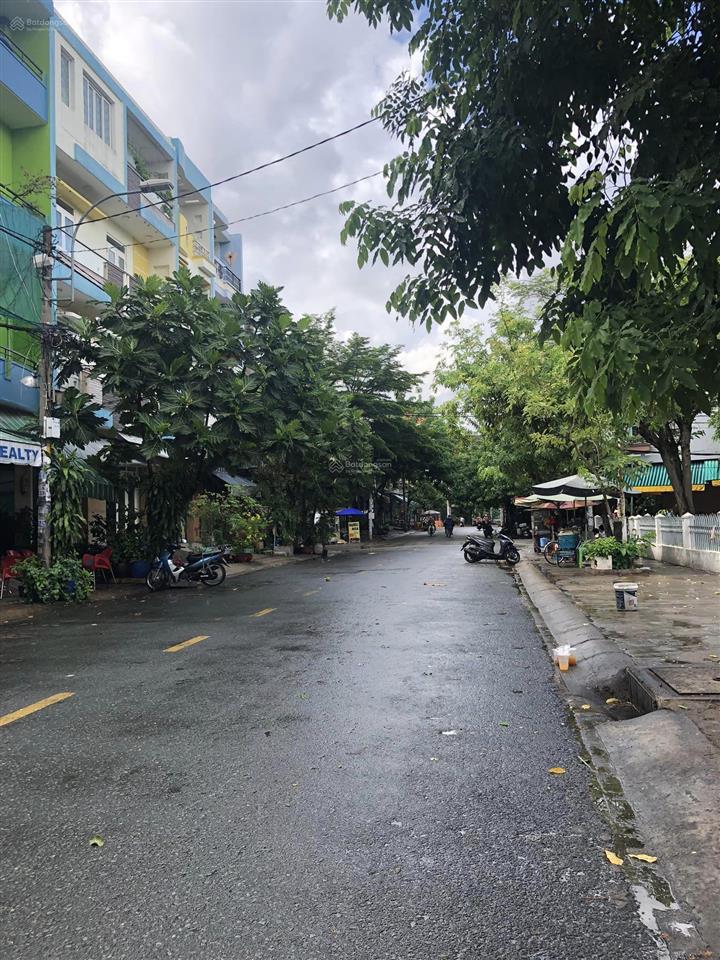 Bán nhà hẻm 110 bà hom, 4 x 16m, 5 tấm, 9.5 tỷ. đd công viên (tín hưng)