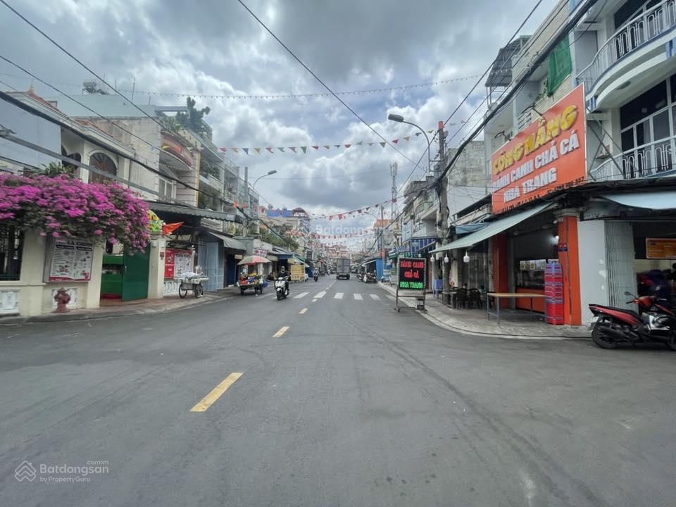 Bán nhà góc 2mt cư xá phú lâm b, 7 x 18m, 3 tấm, 18.5 tỷ, đang cho thuê 50 triệu/tháng