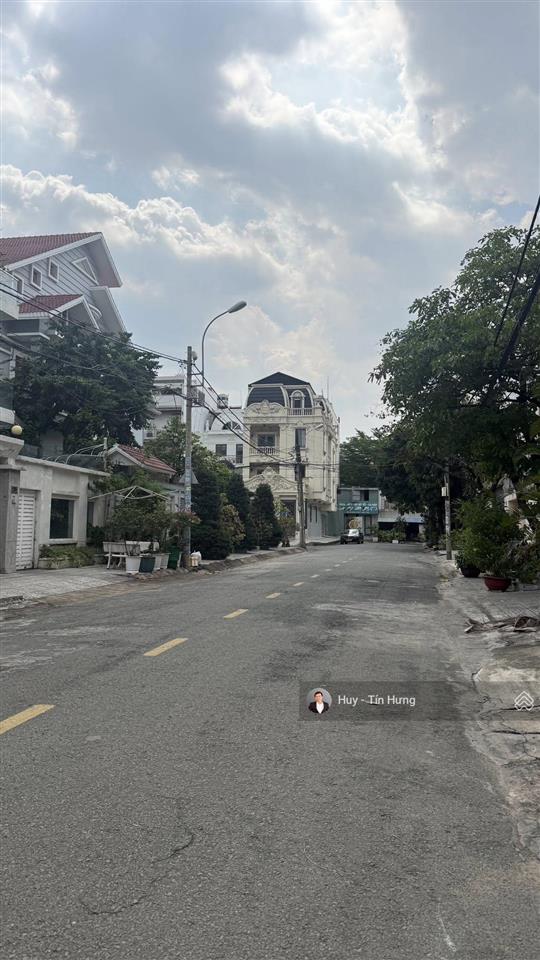 Bán nhà khu tên lửa, mt đường số 7a, 10 x 20m, 3 tấm, 25.8 tỷ. cạnh công viên