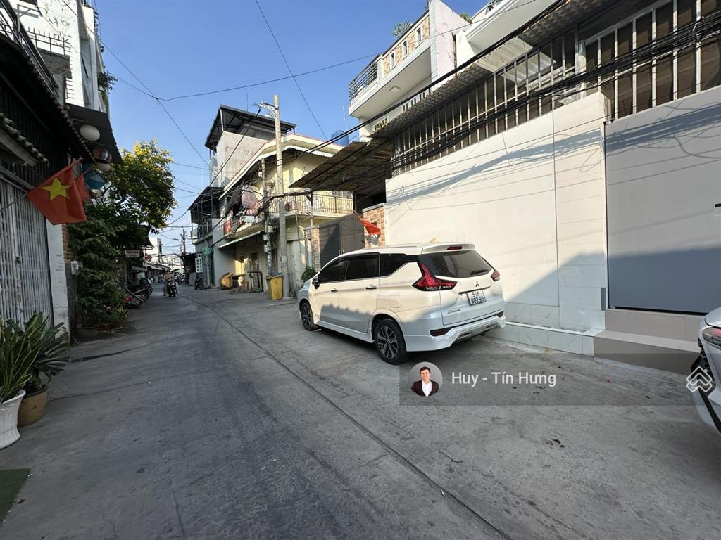 Bán nhà góc 2 mặt hẻm 574 kinh dương vương (sinco), 7.5 x 10m, cấp 4, giá 5.9 tỷ