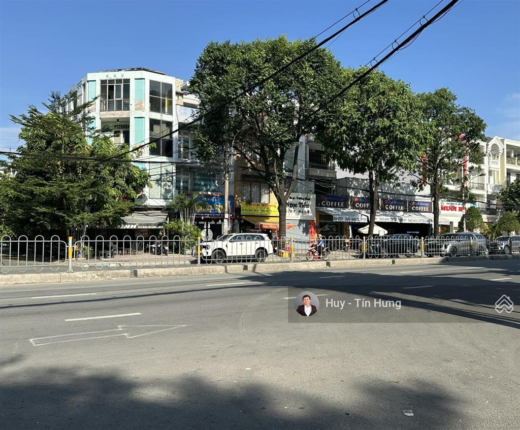 Cho thuê nhà khu tên lửa, góc 2mt đường số 7, dt 10 x 20m, 3 tấm, 100 triệu/tháng