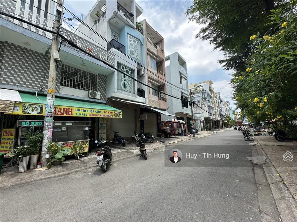 Bán nhà đường nội bộ khu tên lửa, dt 4 x 18m, 1 lầu, giá 8.4 tỷ. gần chợ tiện kinh doanh